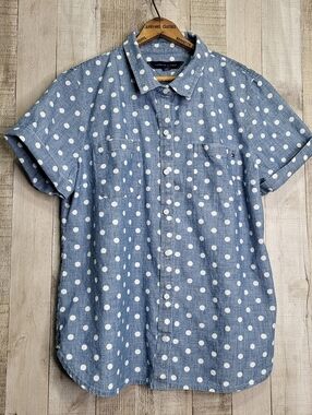 Tommy Hilfiger Polka Dot Short-Sleeve Button-Up Shirt - Blue/White. Size Large